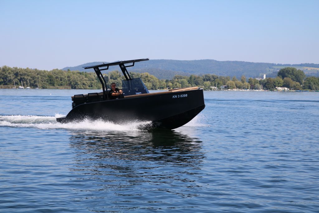 Futuro Boats ZX 25
