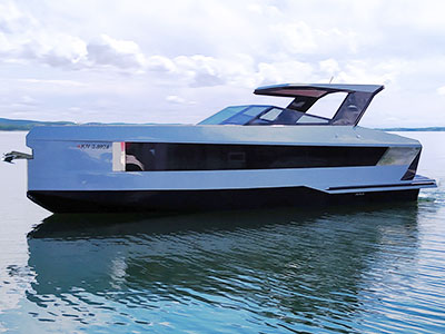 Futuro Boats RX30